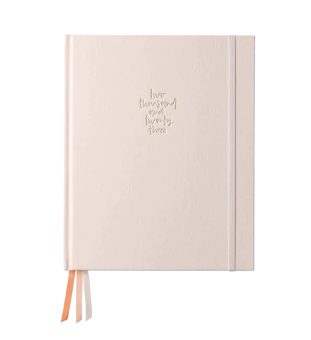 Emma Kate Co. 2023 A4 Signature Weekly Planner - Peaches and Cream